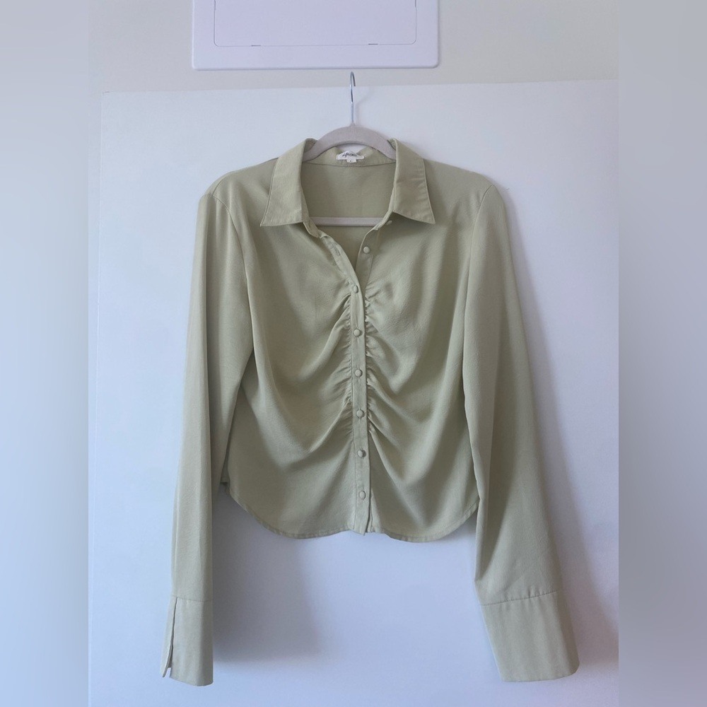 Bittersweet Cropped Mint Green Ruched Button-Up Long Sleeve Blouse Size Large
